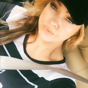 Meet your Posher, Bianca